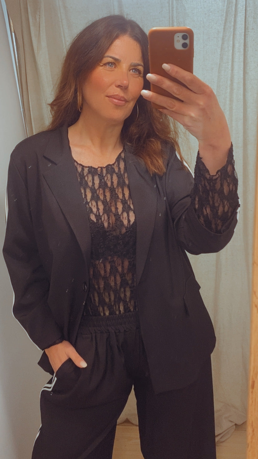 Camsieta Blonda Tania