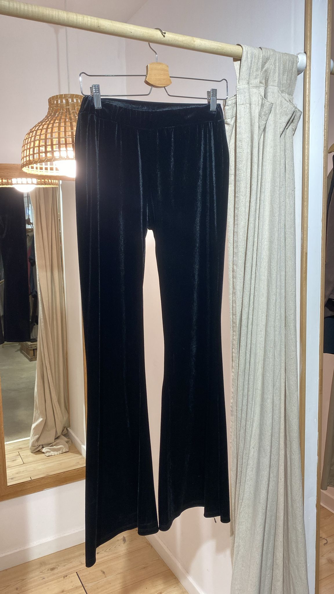 Pantalón de terciopelo