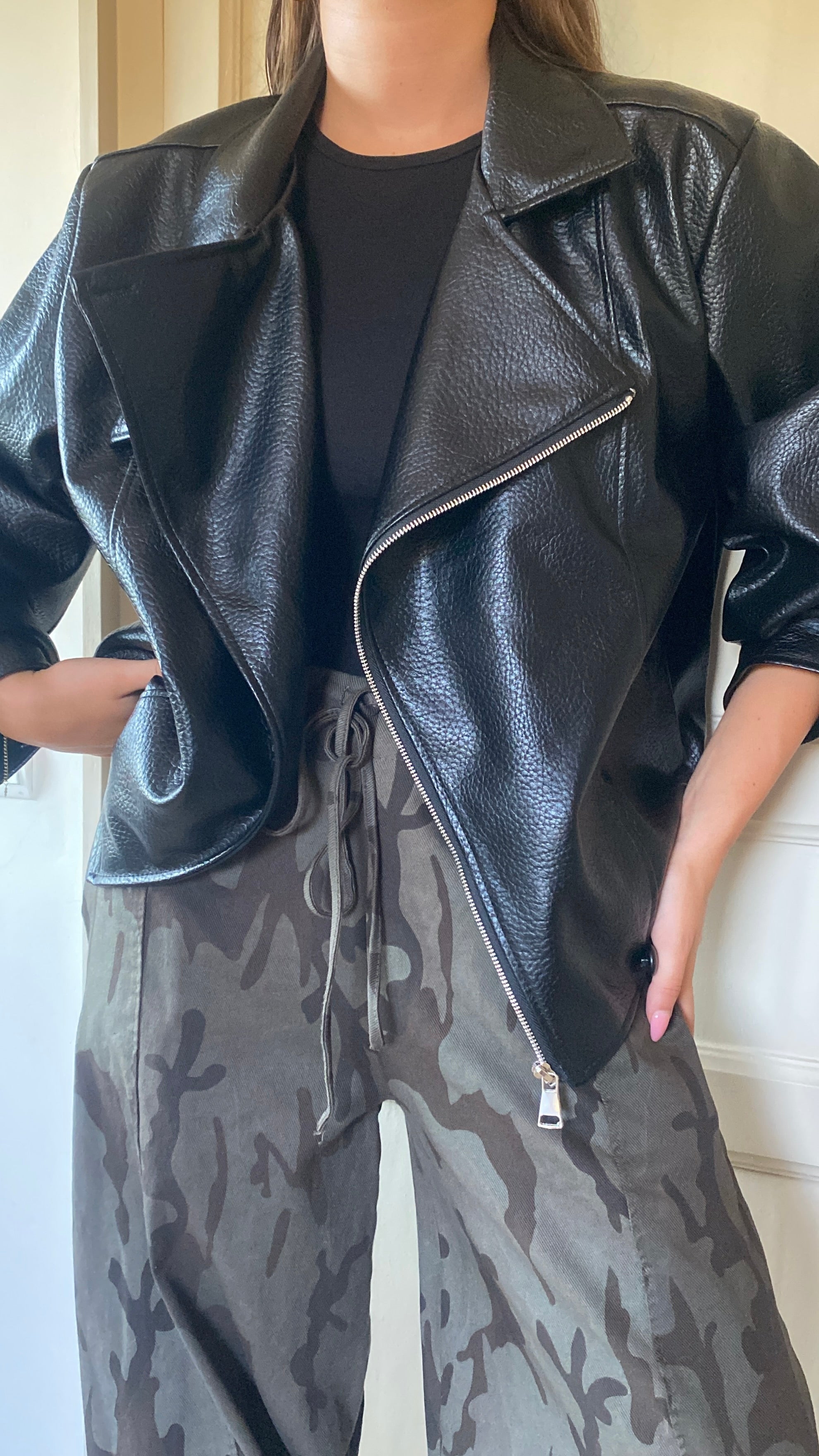 Bomber Diana