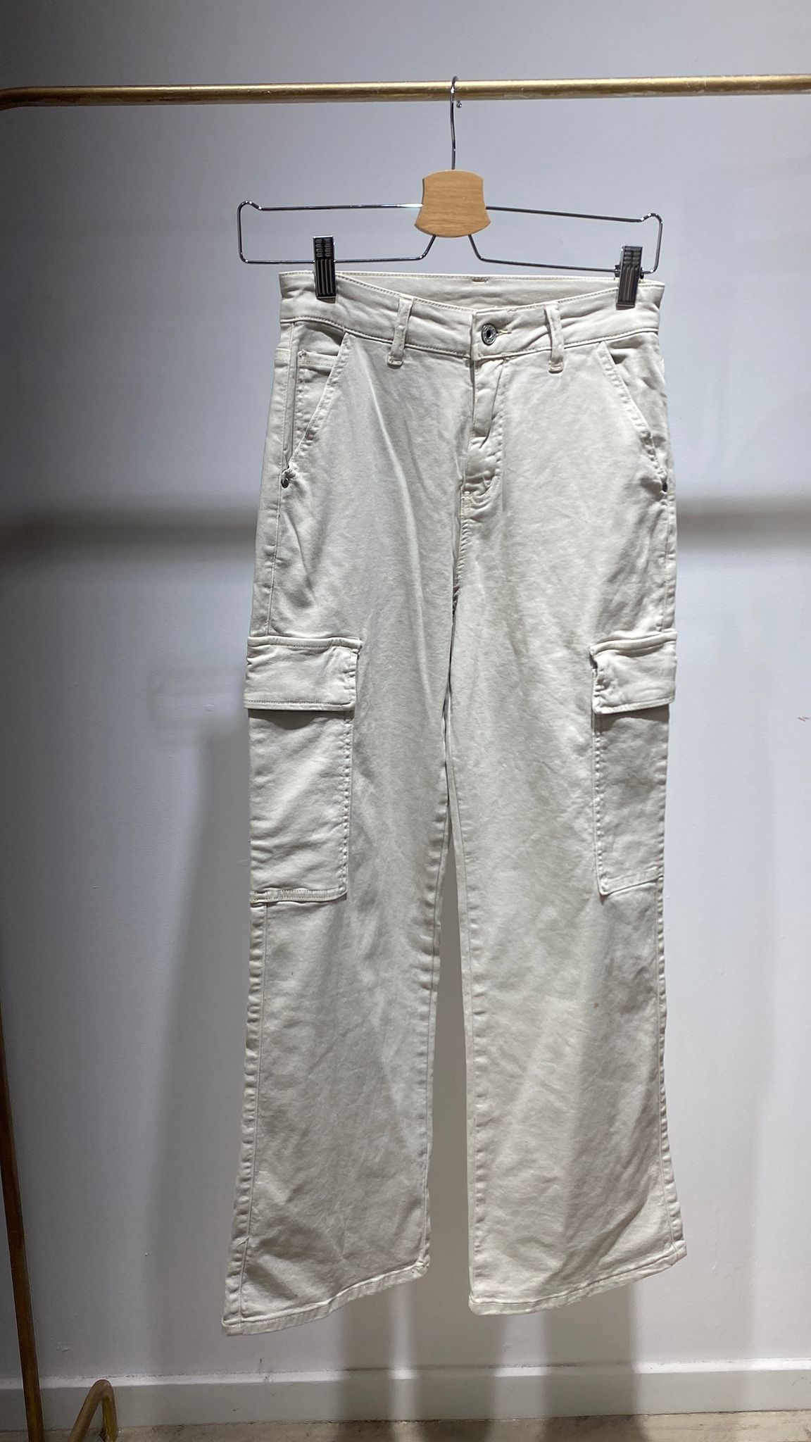 Pantalón Cargo Blanco roto